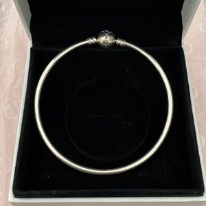 Moments One in a Million Clasp Bangle item #598084